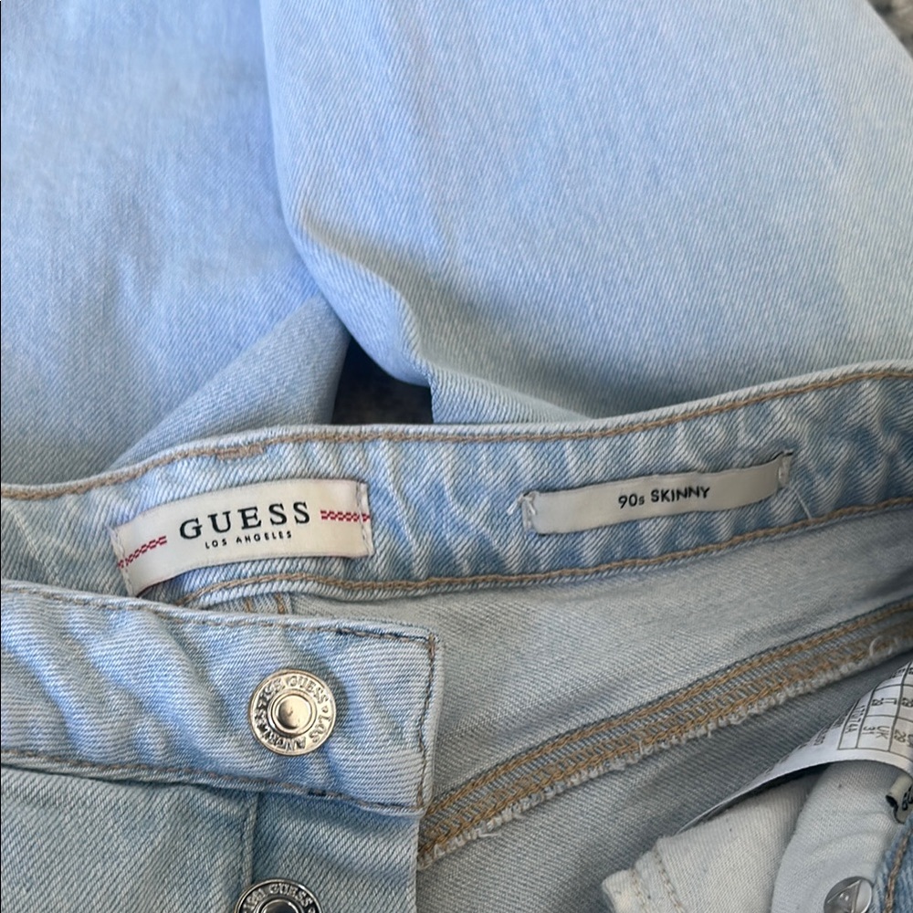 Guess Light Wash Denim 90s Skinny Jeans